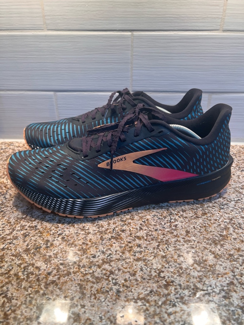 Brooks Men's Black and Teal Running Shoes with Pink Accent
